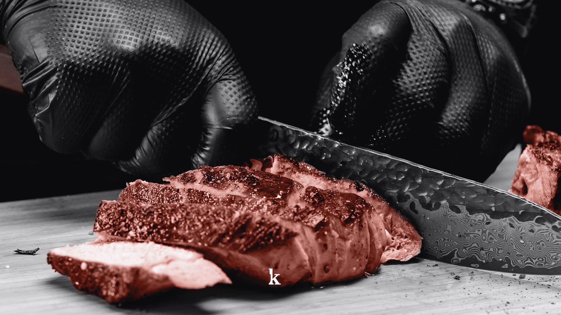 Sekeen's Knife Cutting Meat